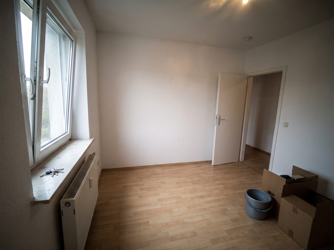 Besenrein übergebene Wohnung in {Stadt} nach Messi Entrümpelung und Grundreinigung
